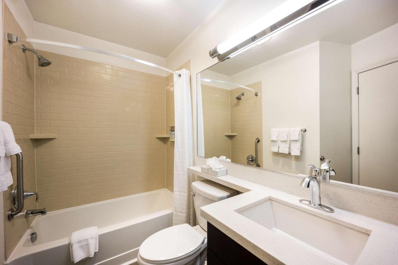 Sonesta Simply Suites Detroit Warren Exterior foto
