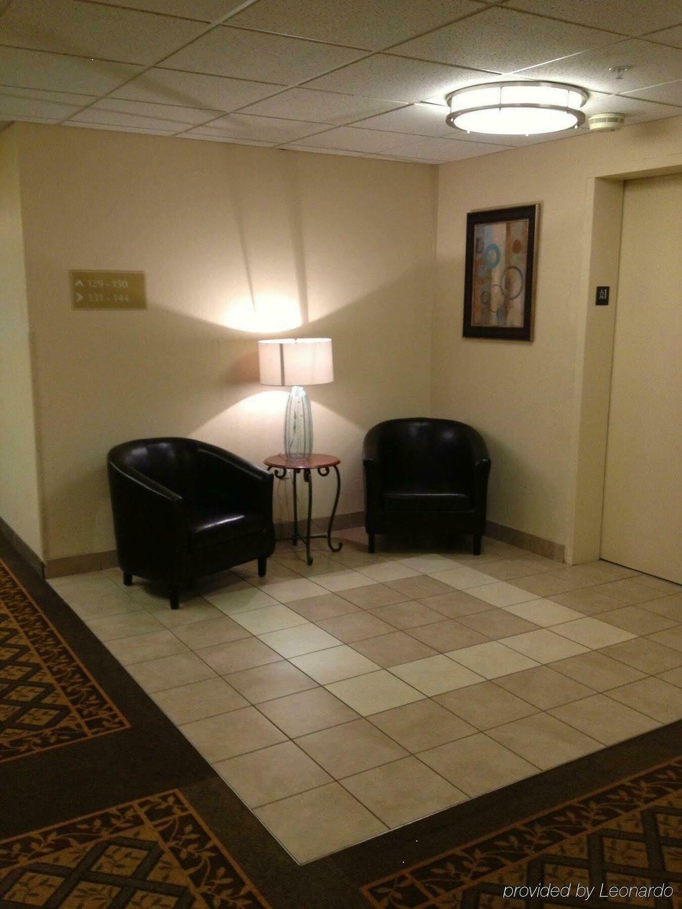 Sonesta Simply Suites Detroit Warren Exterior foto